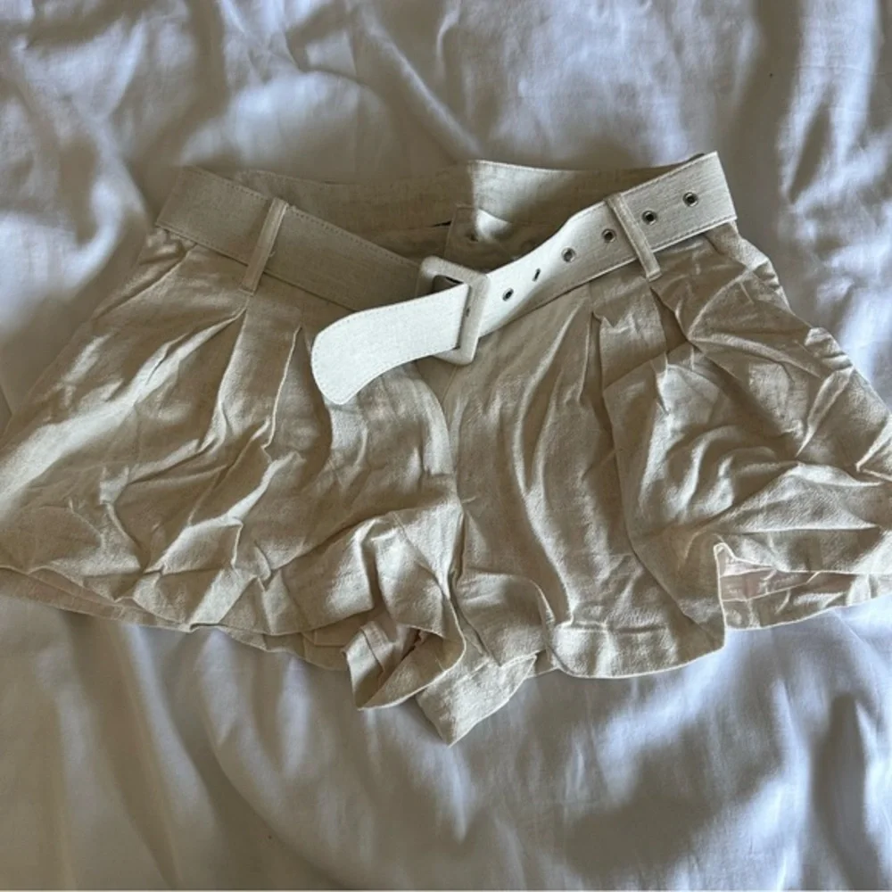 Light Tan Light Weight Shorts With Belt